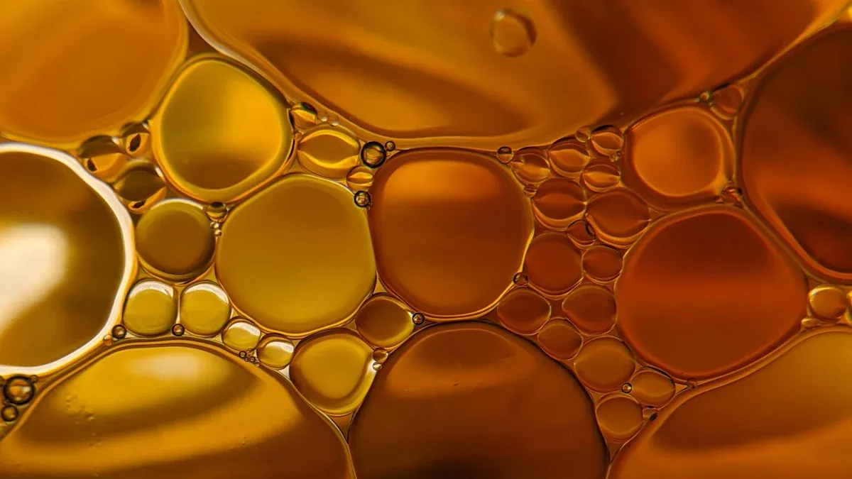 High-precision synthetic base oil and its applications